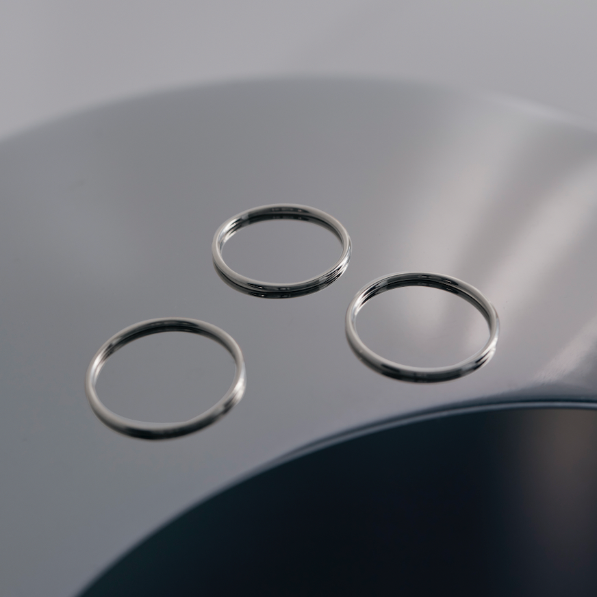 SKINNY RING