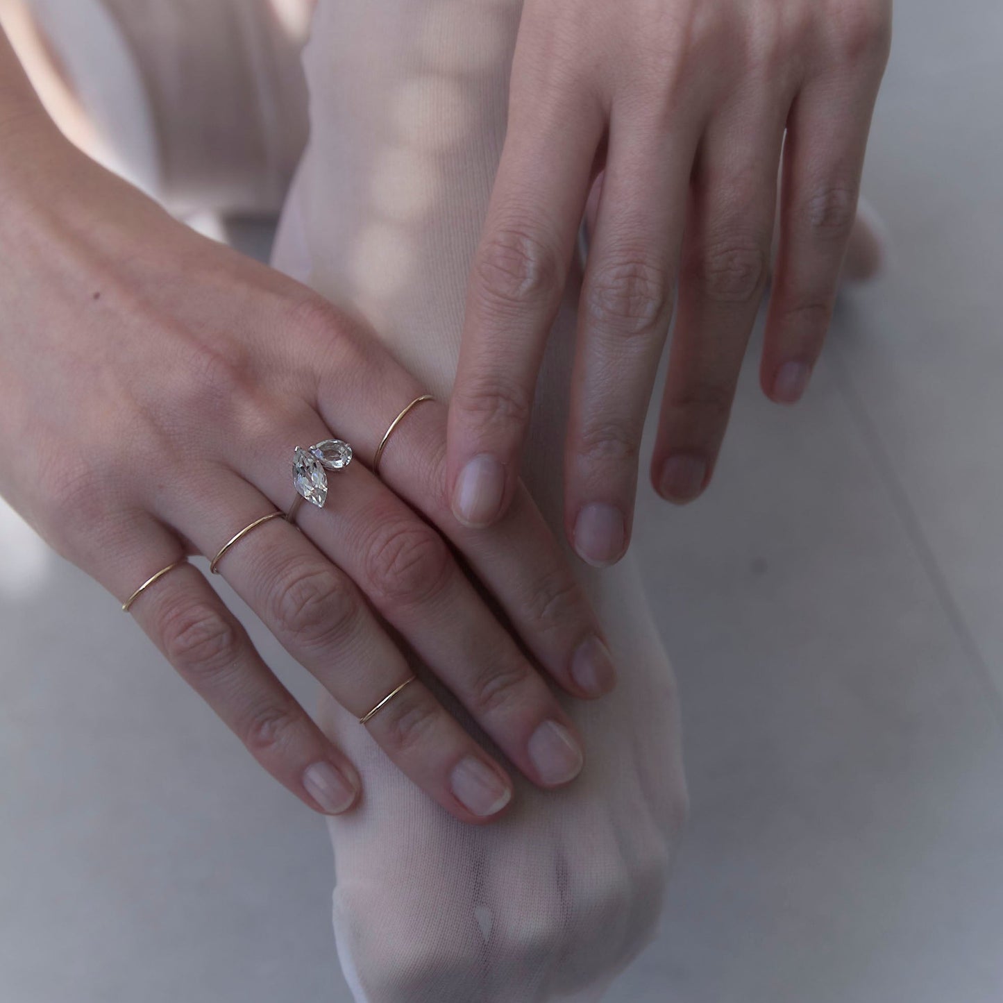 SKINNY RING