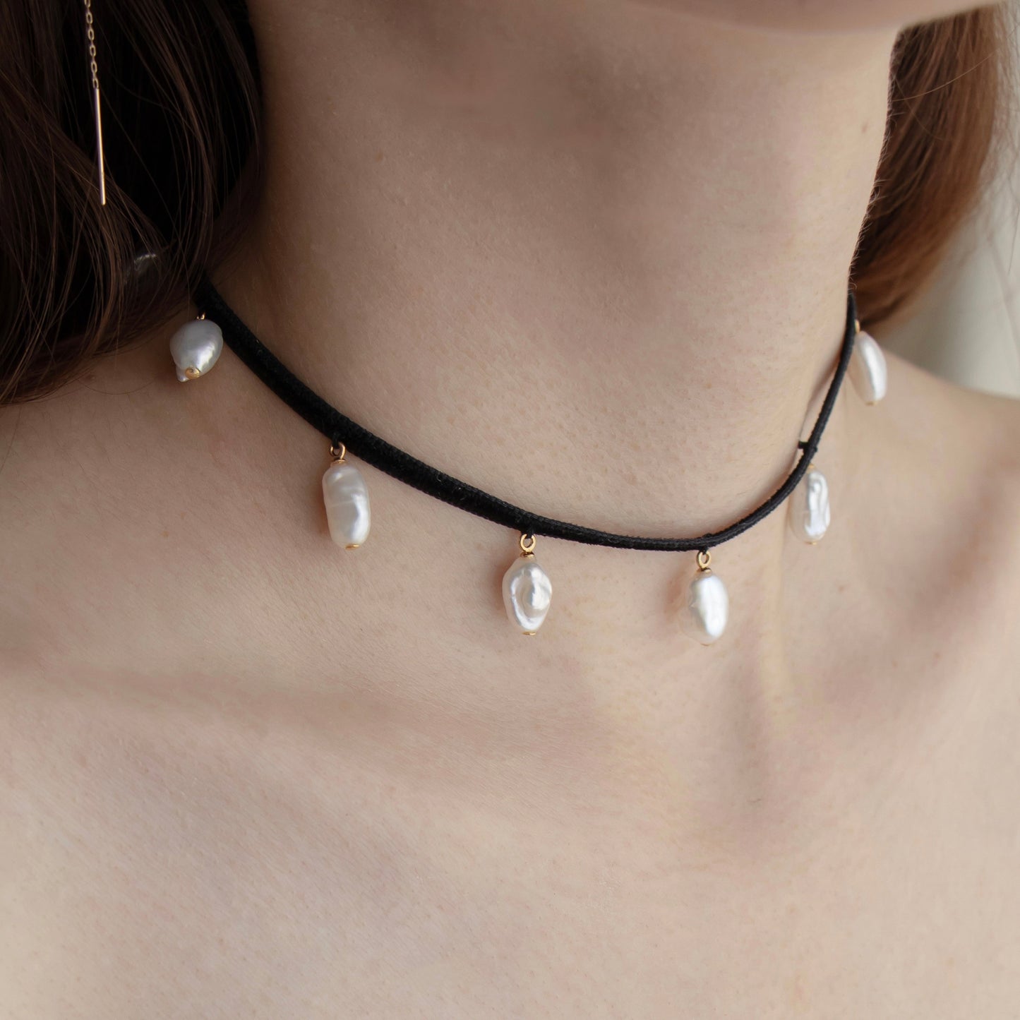 NOIR MULTI PEARL CHOKER NECKLACE