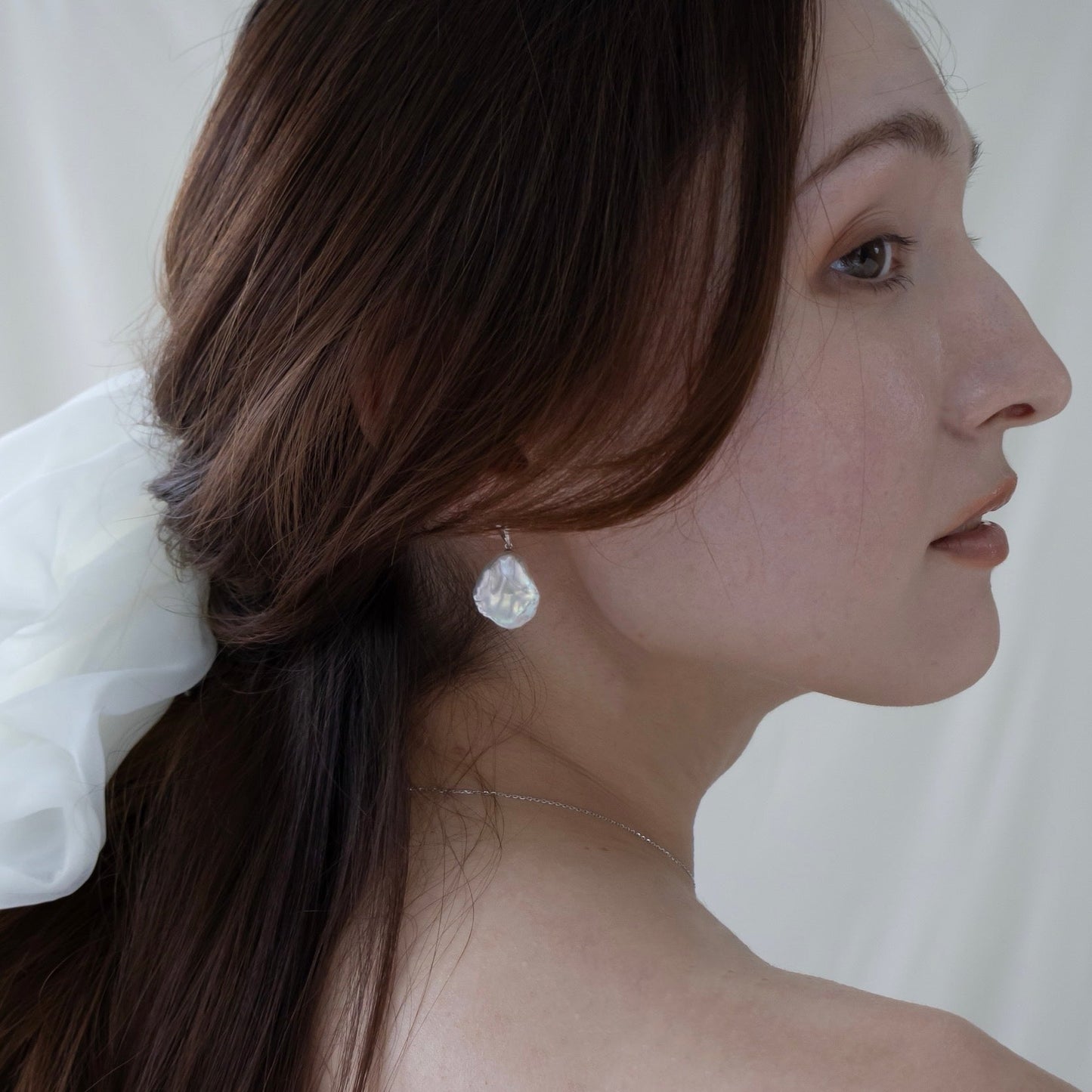 VEIL SCRUNCHIE