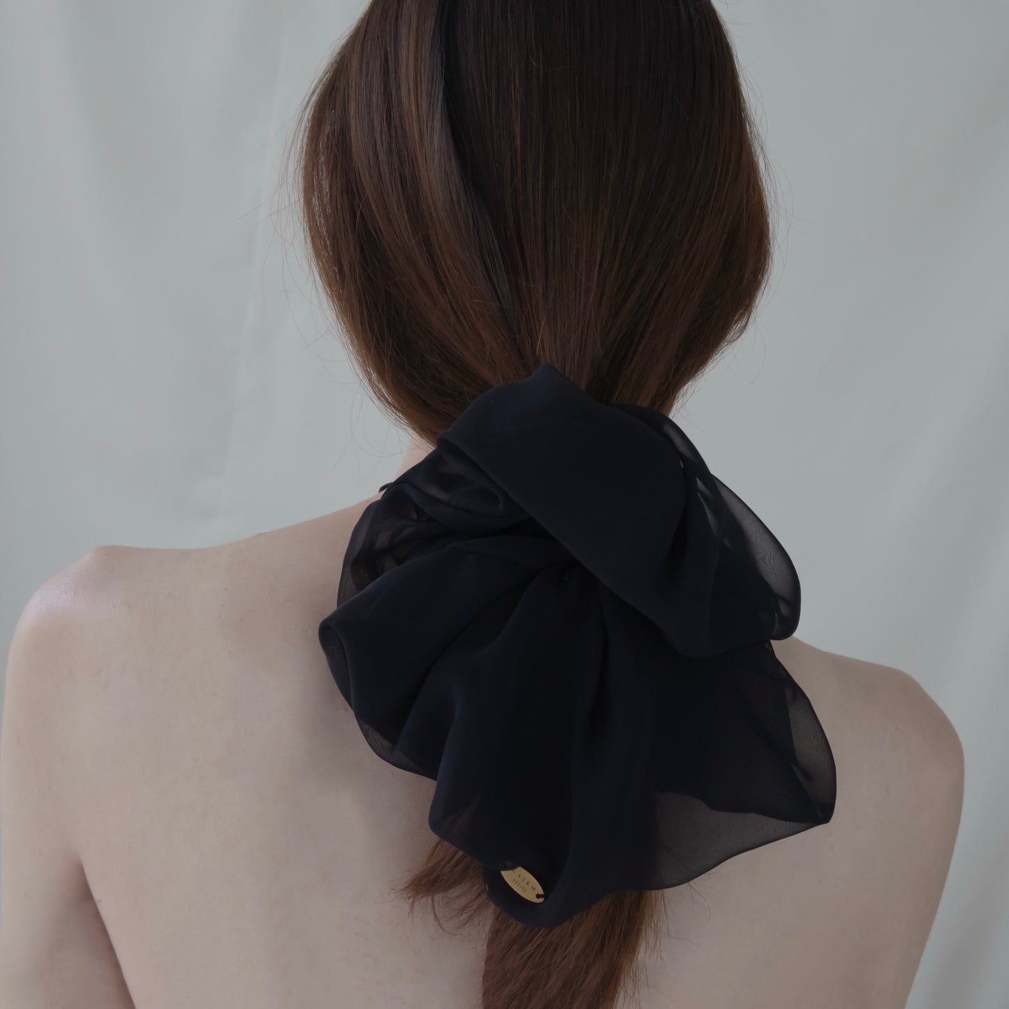 VEIL SCRUNCHIE