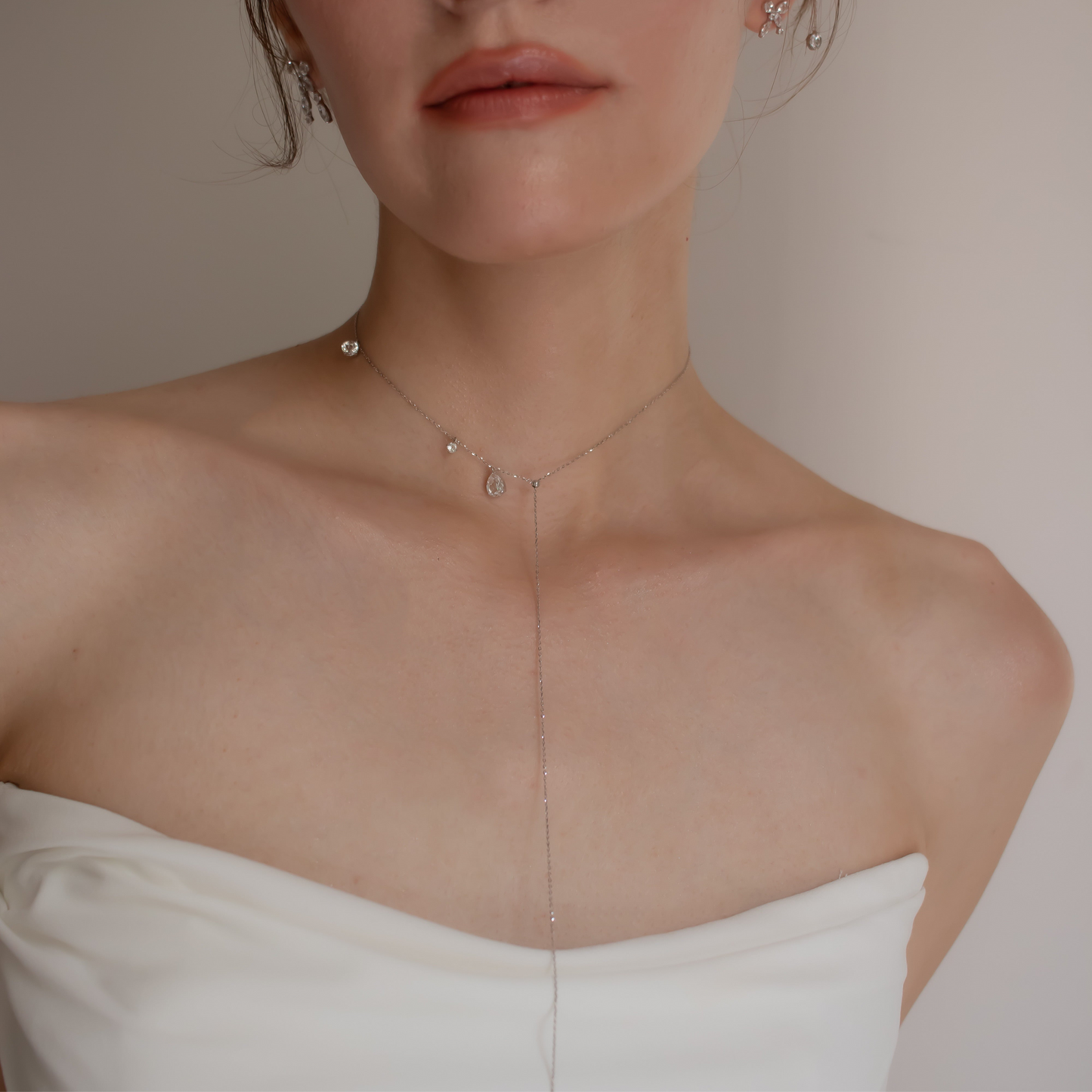 FALLING DEW LARIAT NECKLACE