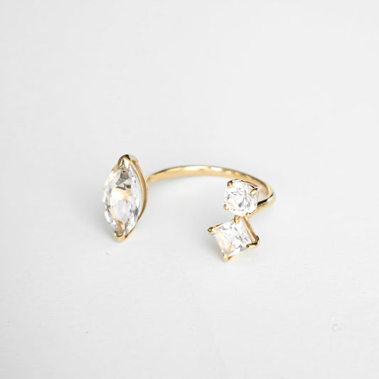 CAPTURED DEW RING