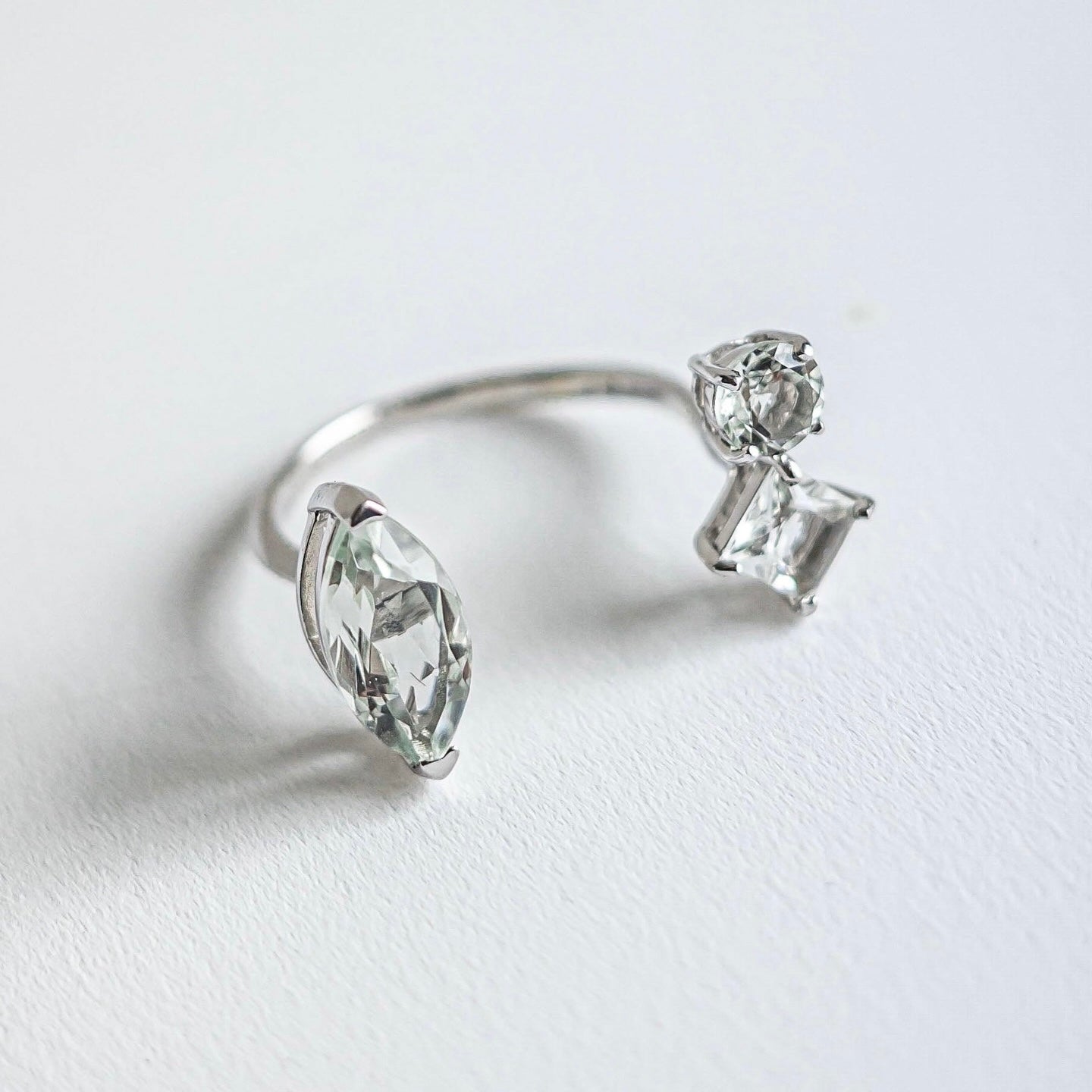 CAPTURED DEW RING