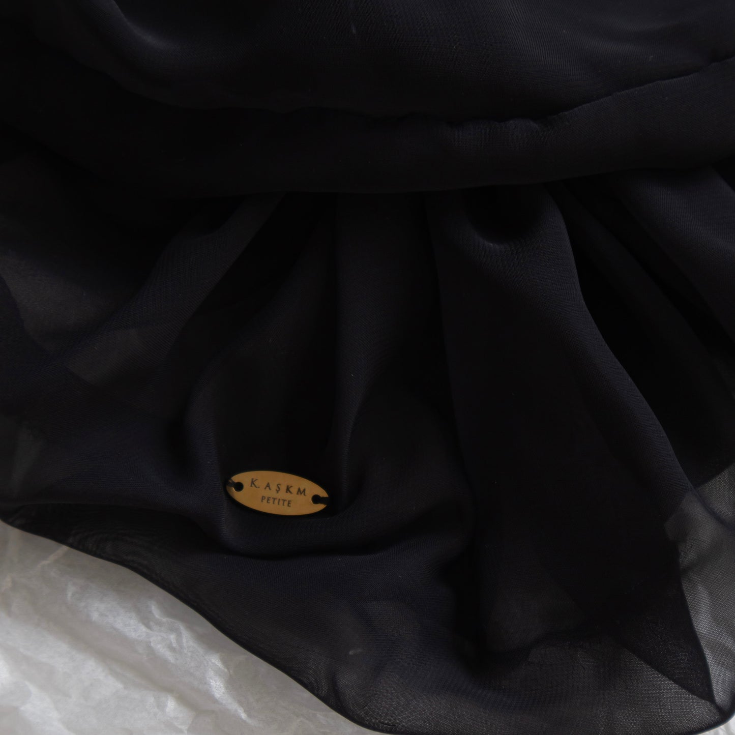 VEIL SCRUNCHIE