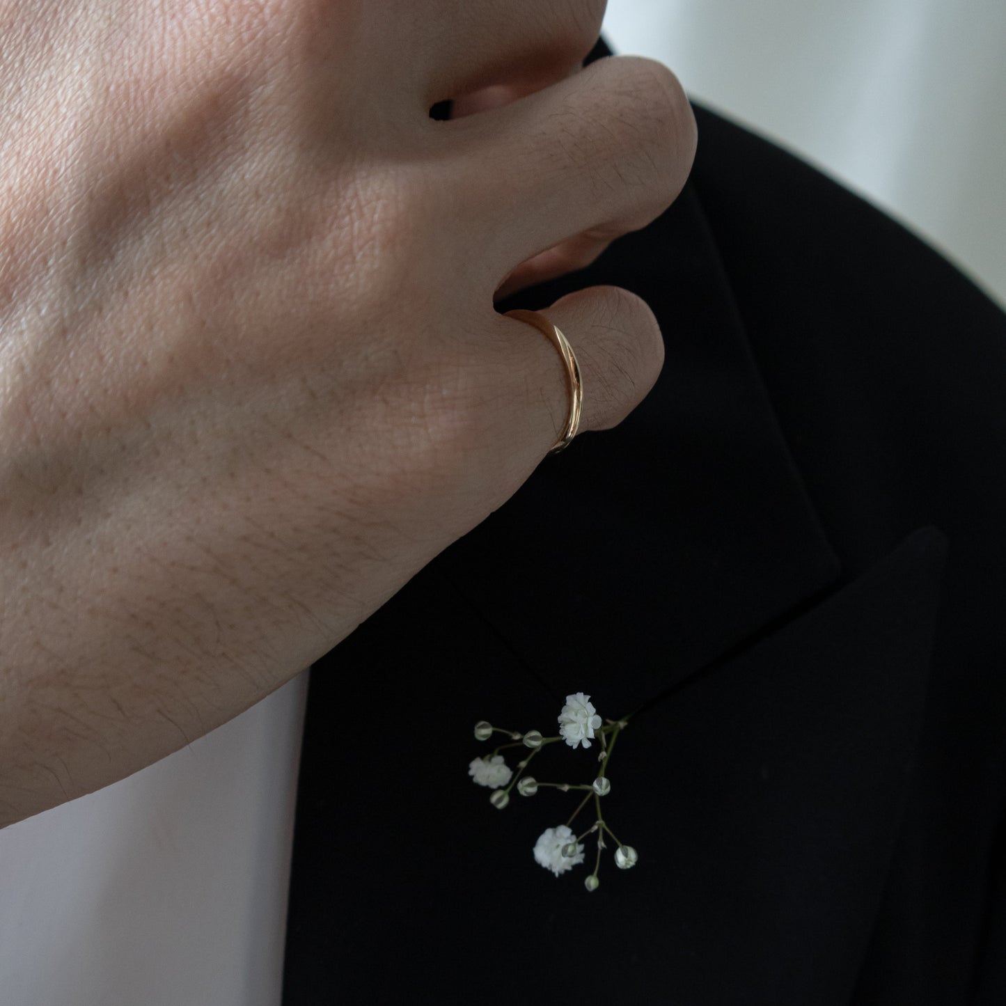SKINNY PEAK RING