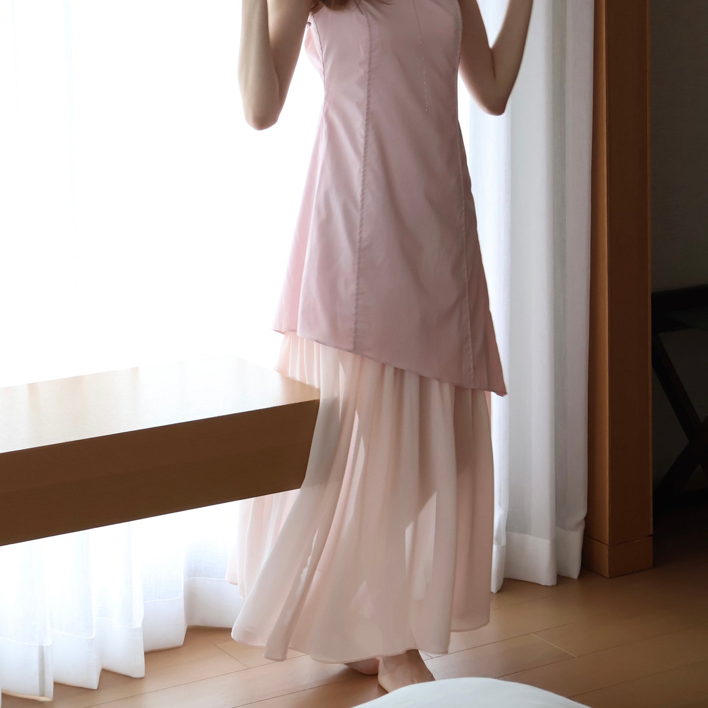 【EVENT】ASYMMETRIC VEIL DRESS