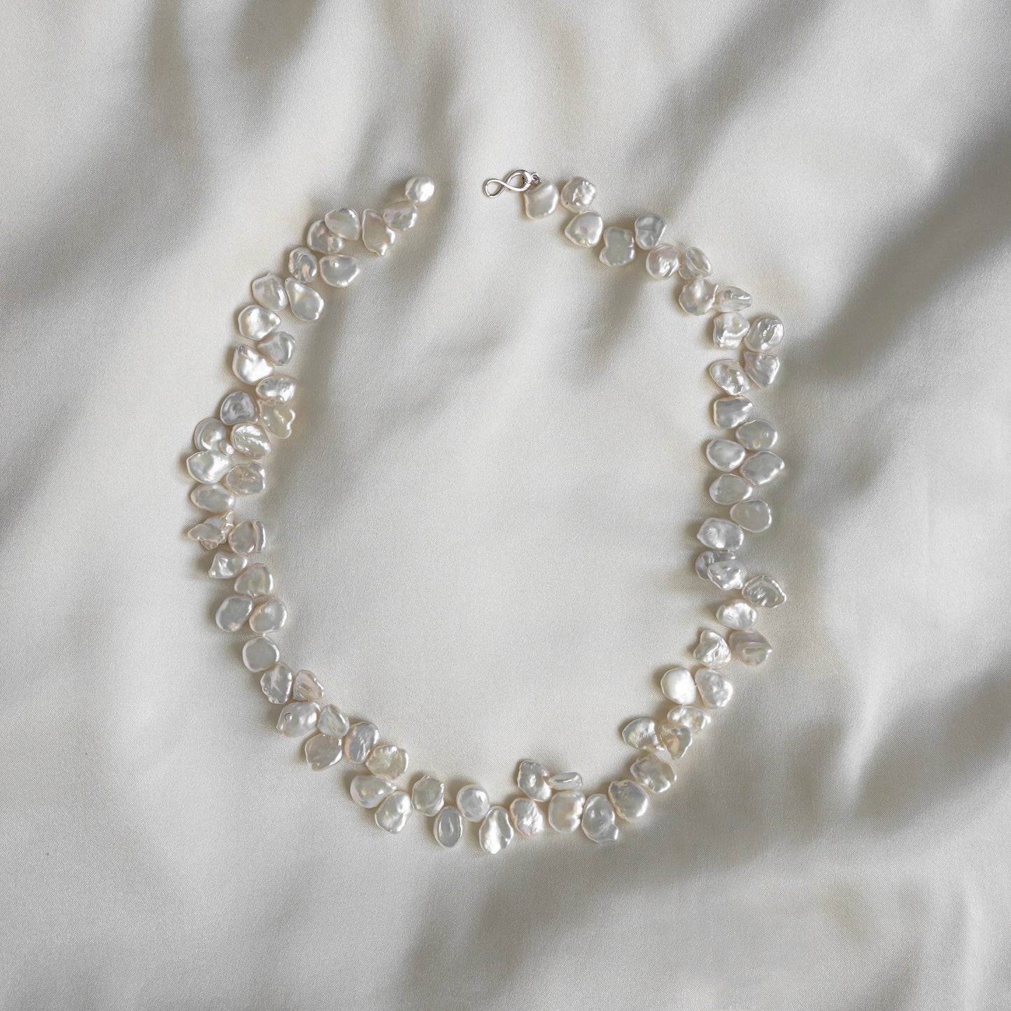 【6.6 sat 19:00-in stock】3WAY FALLING PATELS PEARL LARIAT NECKLACE(SV)